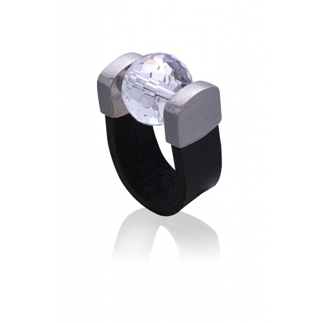 Mountain Crystal Leather Ring in Palladium